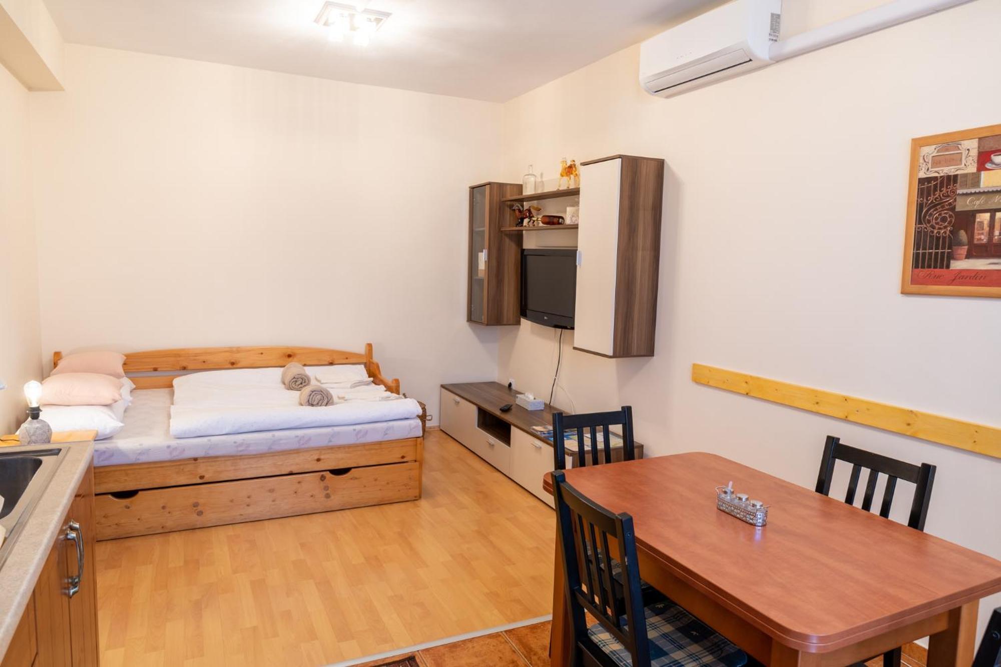 László Apartman - Hajdúszoboszló Exterior foto